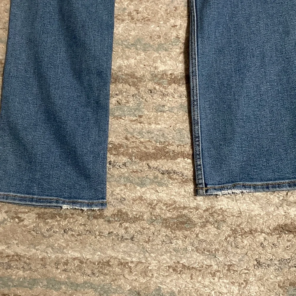 Men’s Hollister Jeans (Slim Straight) Distressed - (33x32) - Picture 7 of 8